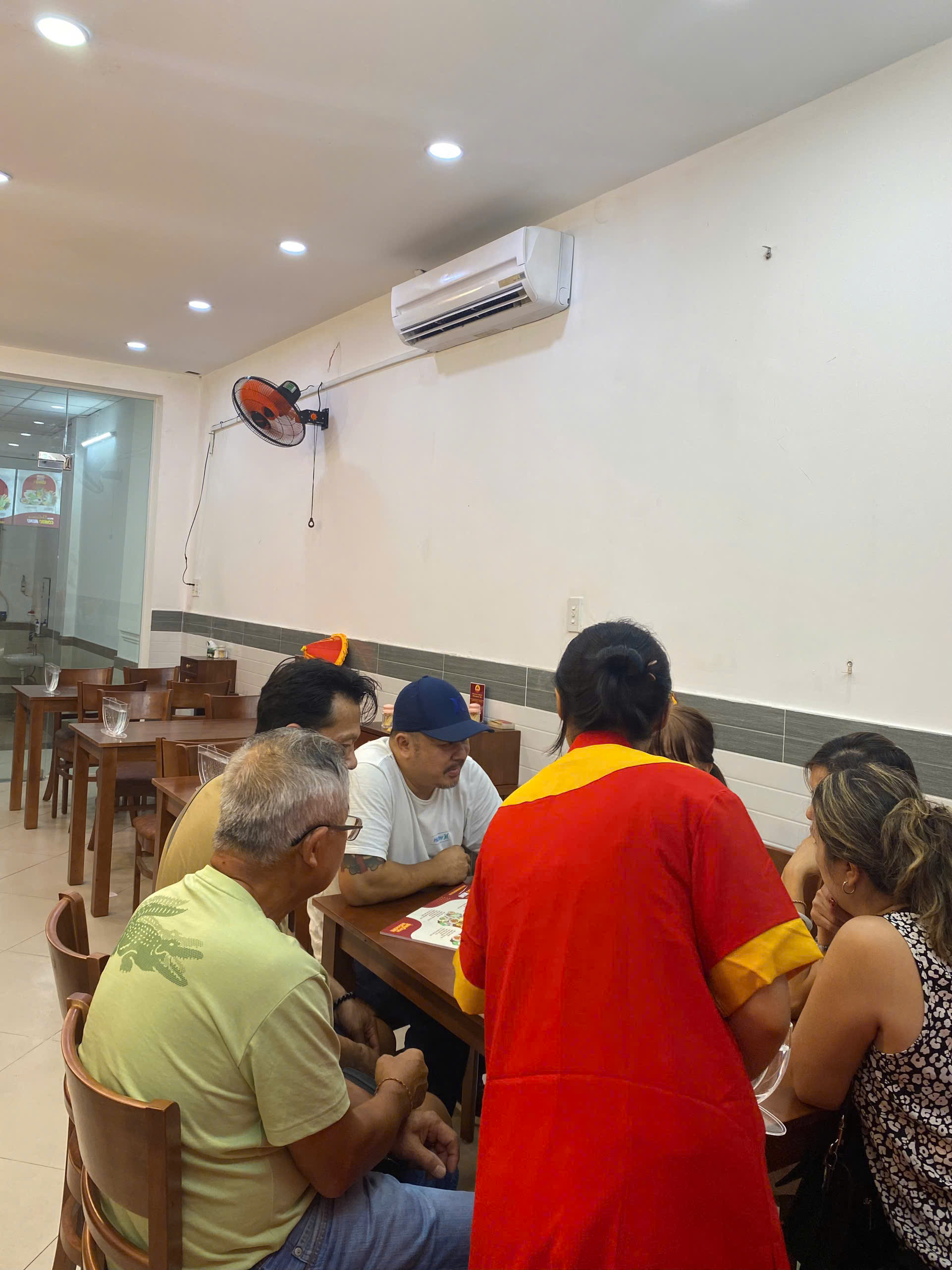 KHÁM PHÁ BÁNH CUỐN TÂY SƠN MSSMILE FOOD QUẬN 7, HƯƠNG VỊ ĐẶC SẢN BÌNH ĐỊNH GIỮA LÒNG SÀI GÒN