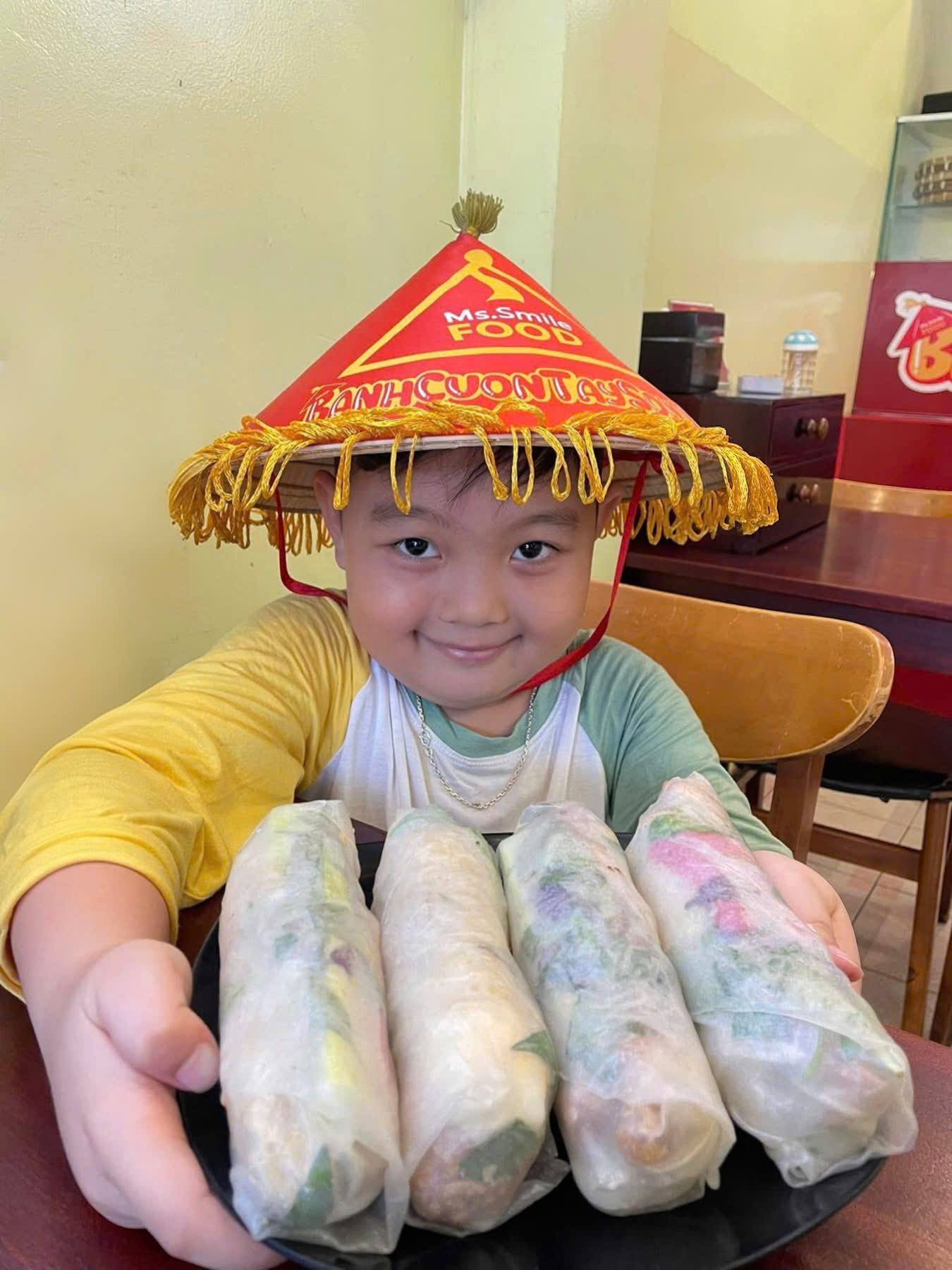 BÁNH CUỐN TÂY SƠN – KHI MỘT MÓN ĂN NGON KHÔNG CHỈ ĐẾN TỪ NGUYÊN LIỆU