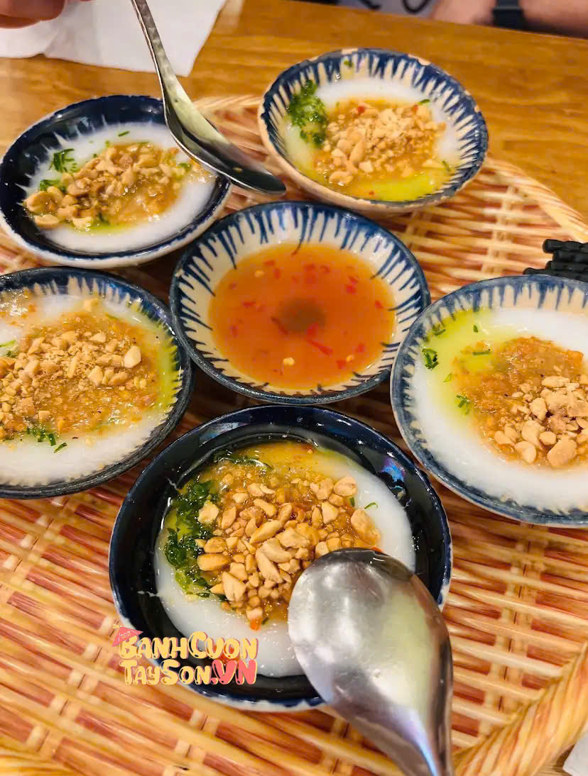 BÁNH BÈO BÌNH ĐỊNH, MỖI CHÉN BÁNH LÀ MỘT CHÚT HƯƠNG QUÊ