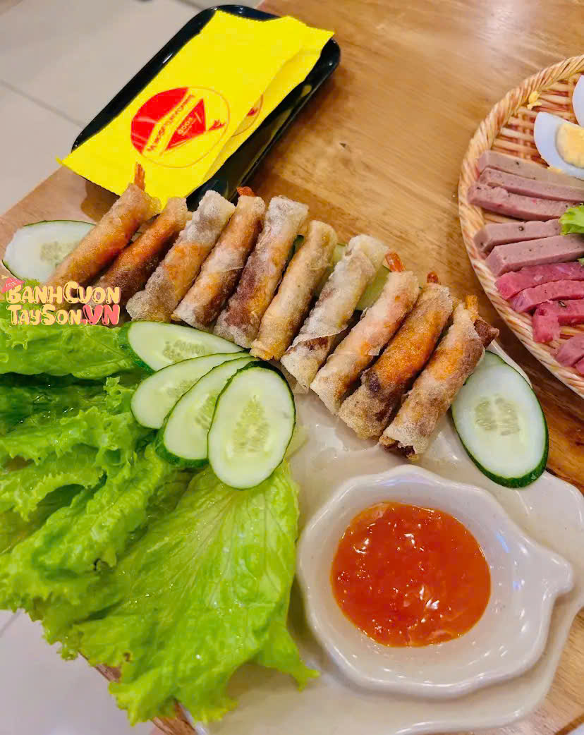 CHẢ RAM TÔM ĐẤT BÌNH ĐỊNH – MÓN NHỎ “GÂY NGHIỆN” TẠI THÀNH PHỐ HỒ CHÍ MINH