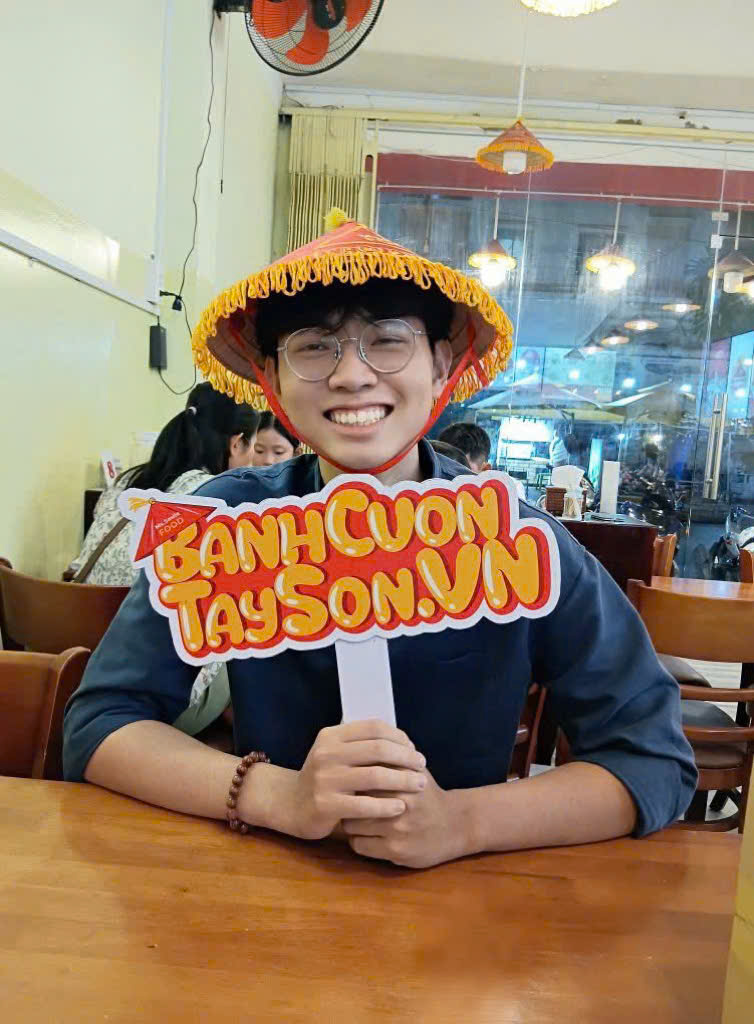 KHÁCH GHÉ CỬA HÀNG BÊN EM, NIỀM VUI NHỎ NHƯNG LÀ ĐỘNG LỰC LỚN MỖI NGÀY