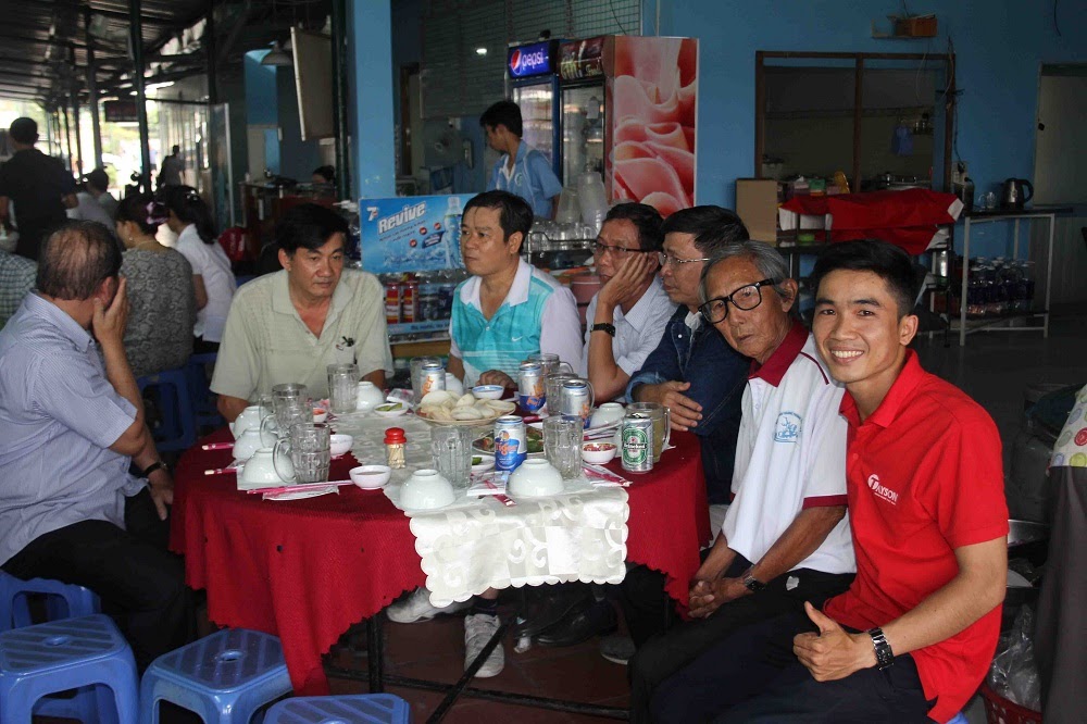 THAM GIA GIAO LƯU GIẢI TENNIS QUANG TRUNG CUP LẦN 6